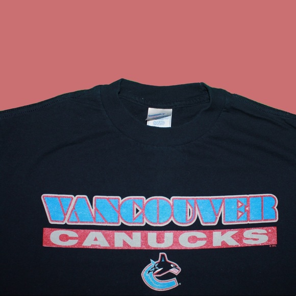 Vintage Vancouver Canucks Logo Tee - Picture 2 of 3